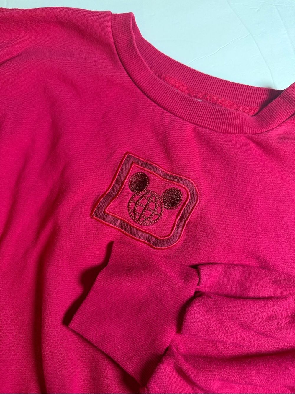 Disney Parks Red Cropped Boxy Embroidered Patch Sweatshirt 2X Red Womens Unisex